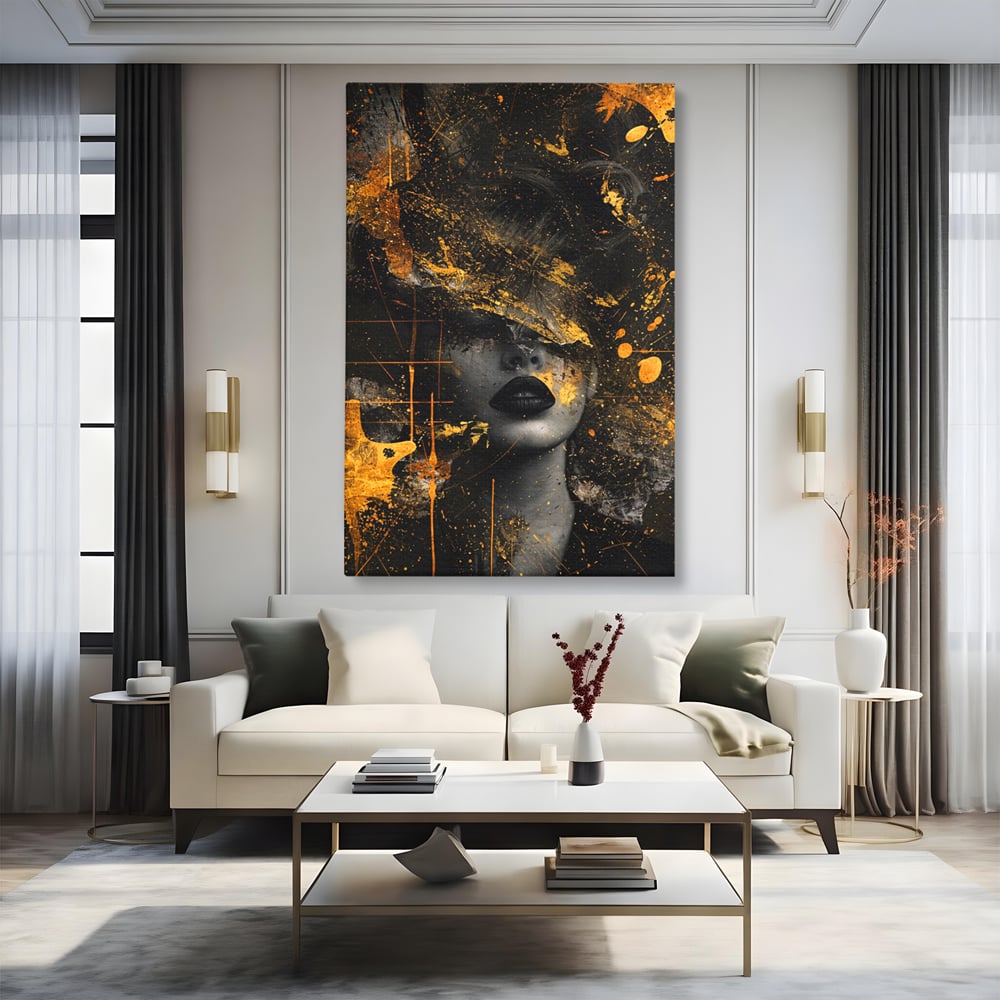 Tablou canvas cu tablou canvas cu portret feminin si pete aurii, fara rama, pe sasiu de lemn, pe perete intr-un living